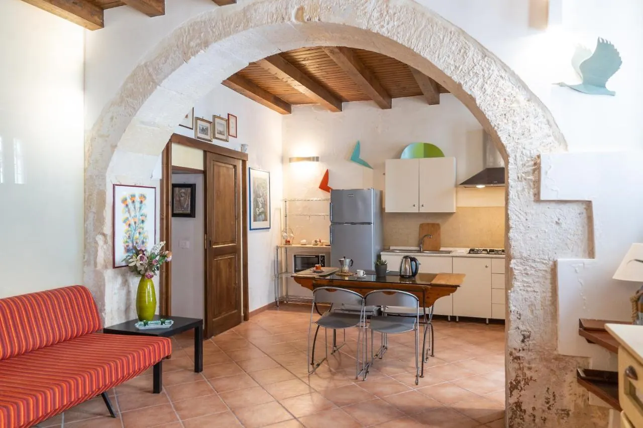 Ortigia Vicolo Giudecca Flat Apartman Szirakúza